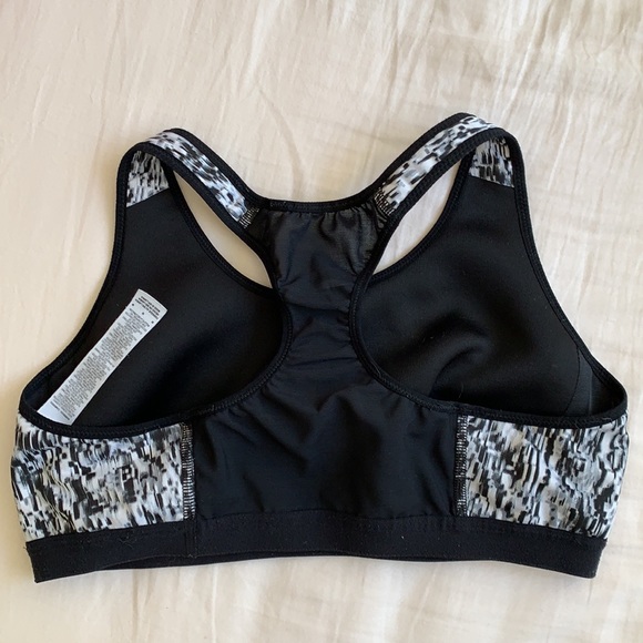 Nike Sports Bra - Picture 2 of 2